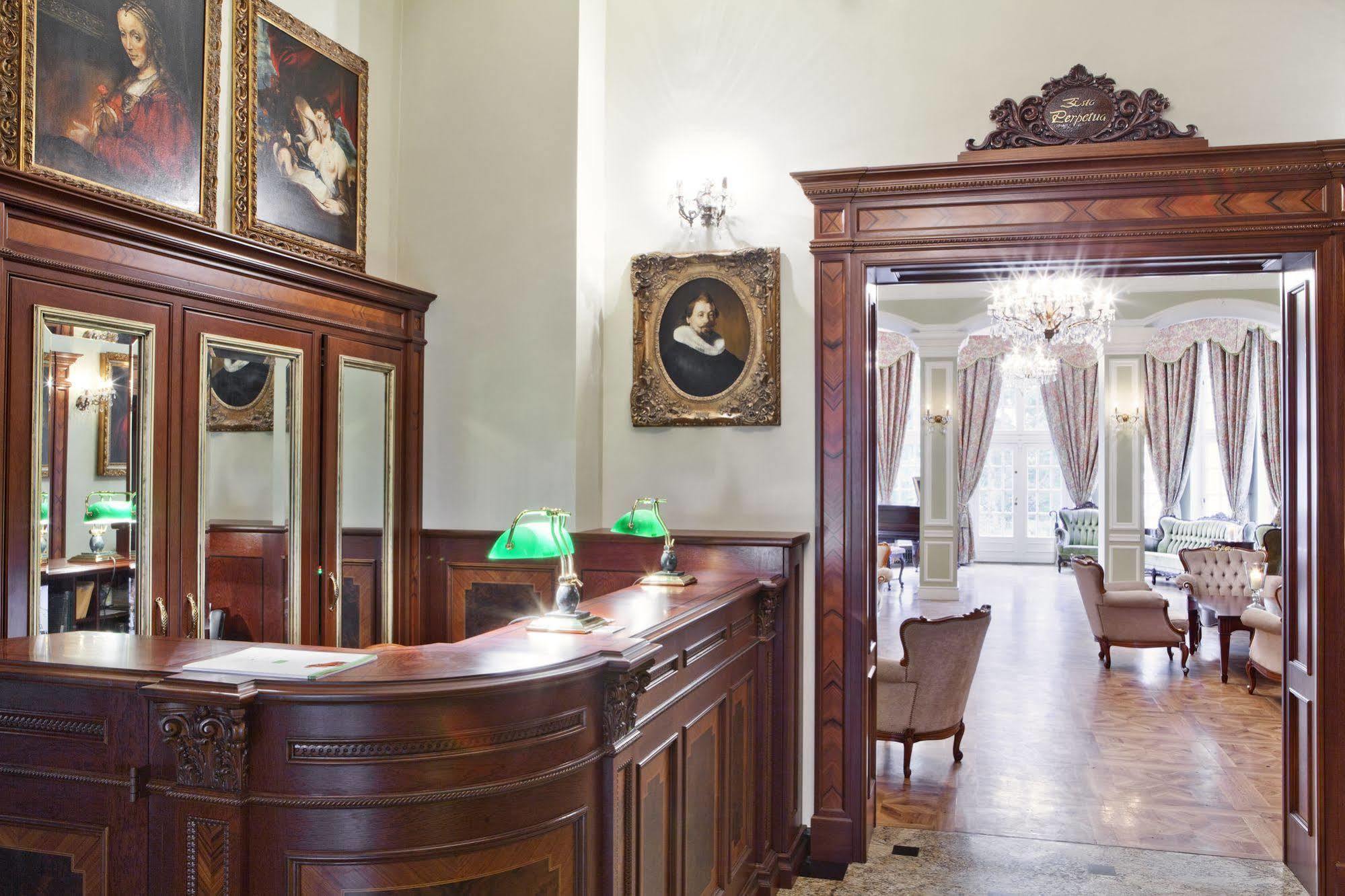 Zespol Palacowy Pacoltowo Na Wylacznosc Extérieur photo