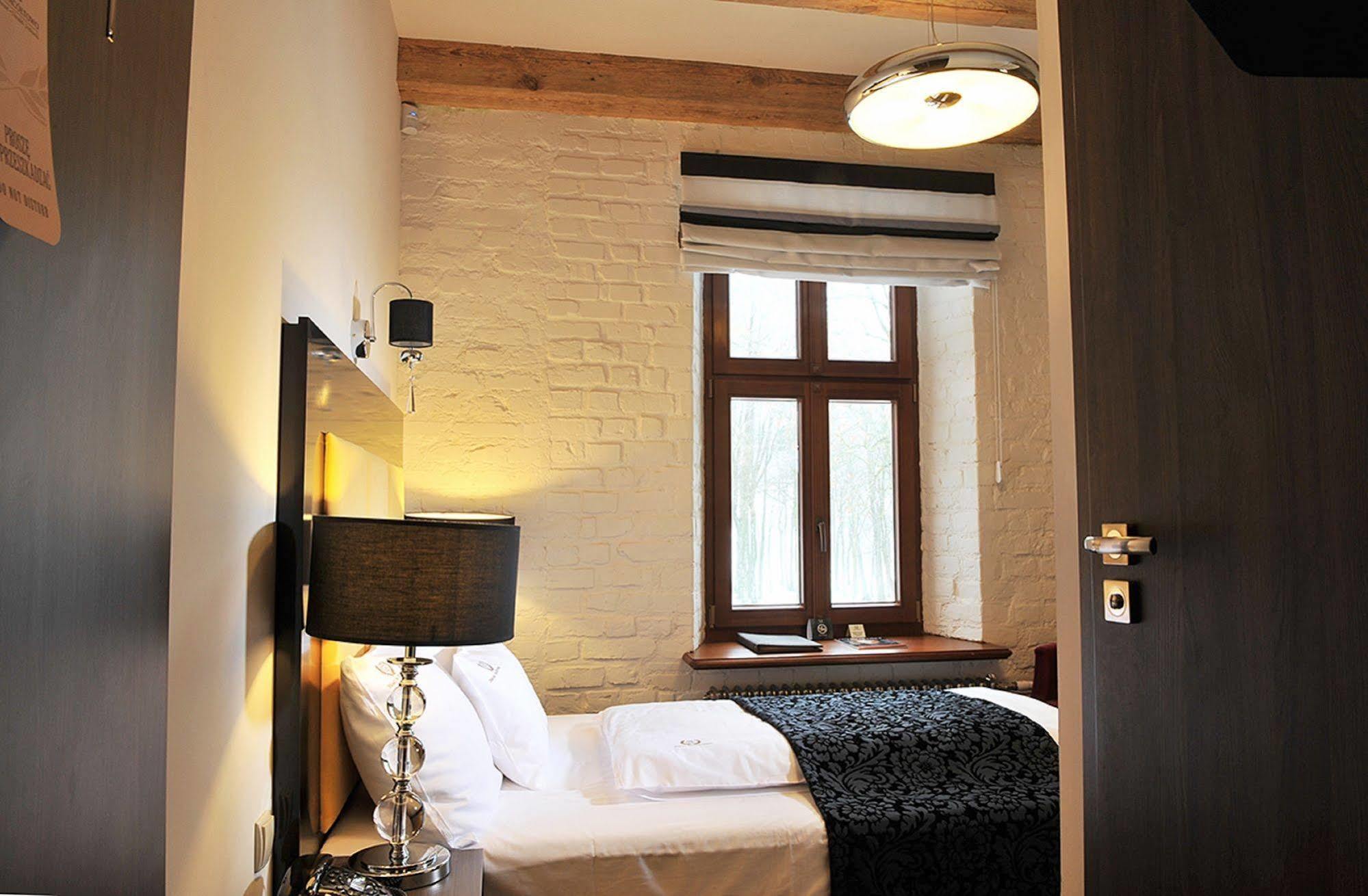 Zespol Palacowy Pacoltowo Na Wylacznosc Extérieur photo